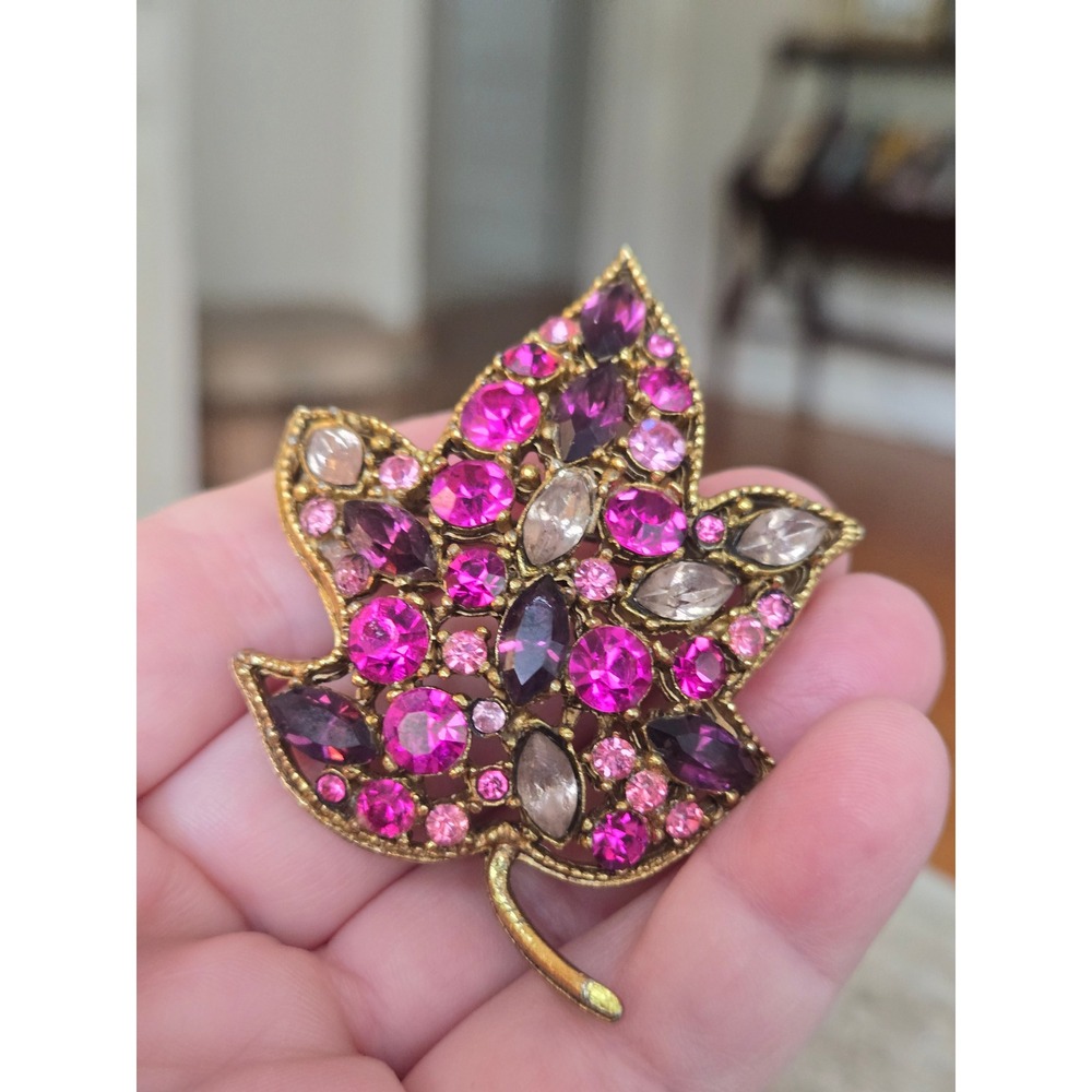 Regency Fuschia Magenta Aurora Borealis Rhinestone Leaf Brooch Vintage Signed